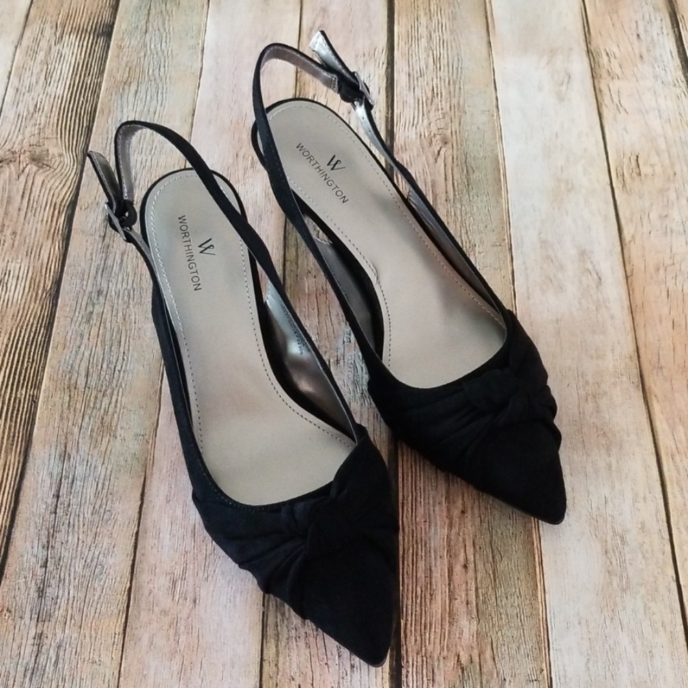 NWT LADIES WORTHINGTON BLACK SUEDE HEELS